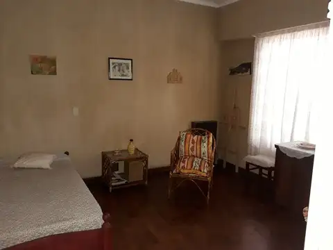 Casa en Venta en Haedo Sur, USD 195.000