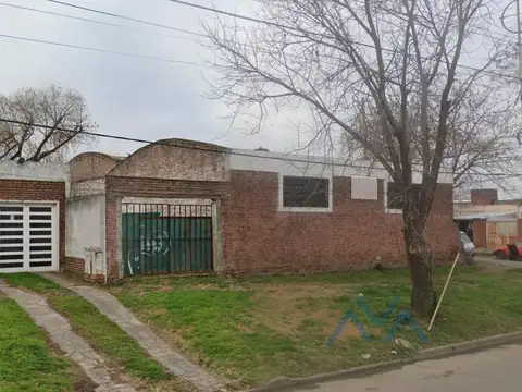 Venta Galpón 150 m² Ex Taller Mecánico en Av. Paraguay al 1500, Pergamino, Buenos Aires
