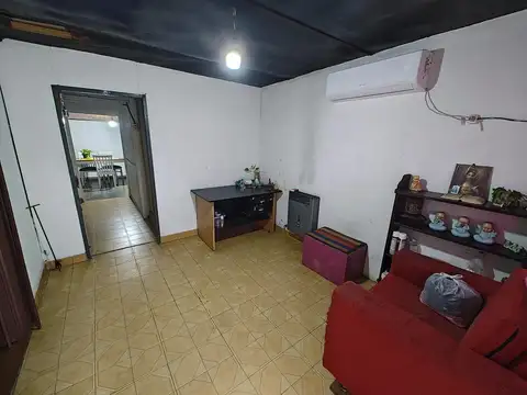 Manuel García  al 2200 e/Sudamrica y Lacar