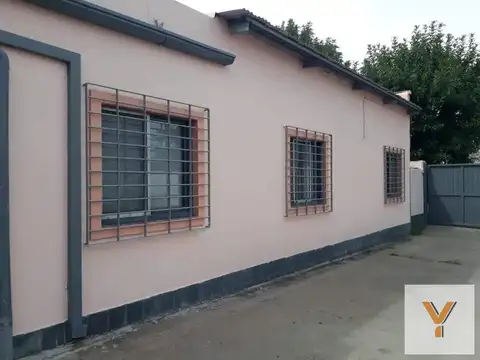 Depto Tipo Casa en Alquiler de 5 ambientes