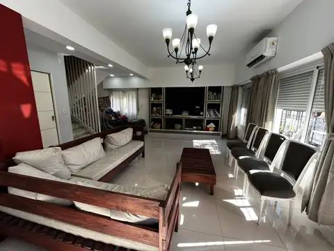 Casa en Venta en Gregorio de Laferrere, USD 260.000