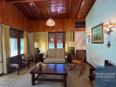 Casa 4 ambientes con 3 baños