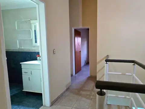 Depto Tipo Casa en Venta 8 años