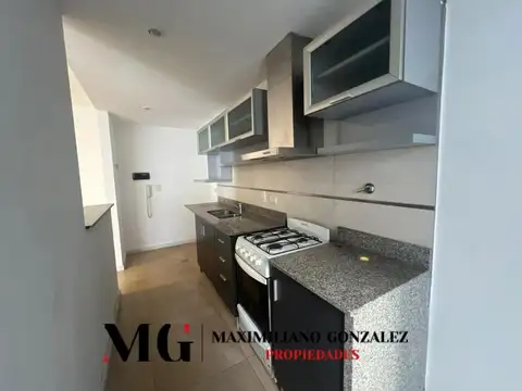 Departamento en Alquiler en Lomas de Zamora, $ 600.000