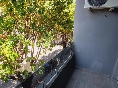VENTA ESPECTACULAR 2 AMBIENTES CON BALCON C/AMENITIES 