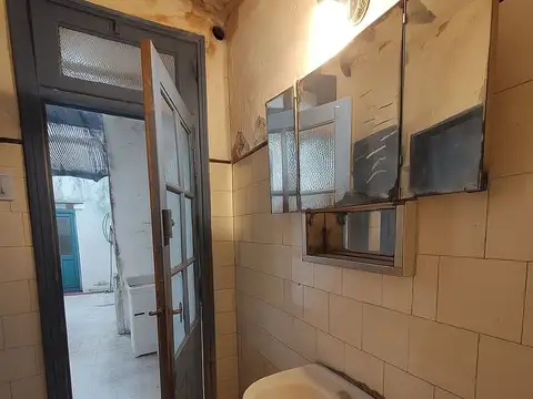 Casa 3 ambientes con 1 baño