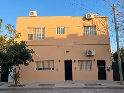 Alquiler de Ph planta baja en excelente estado y buena ubicación San Isidro