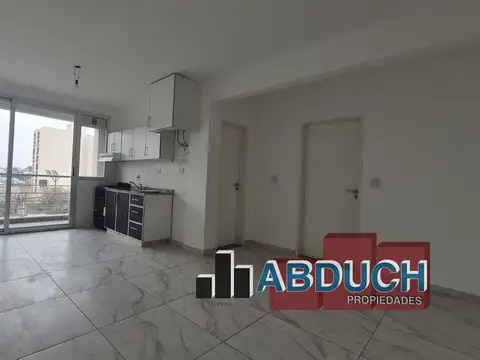 VIDAL 3300, Piso 4