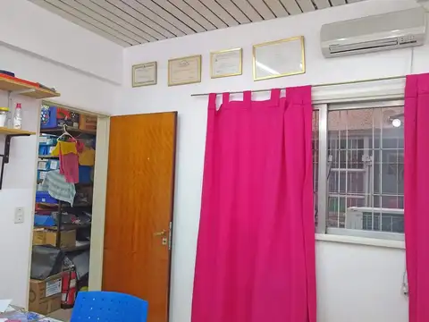 Oficina en Venta en Almagro, USD 219.000