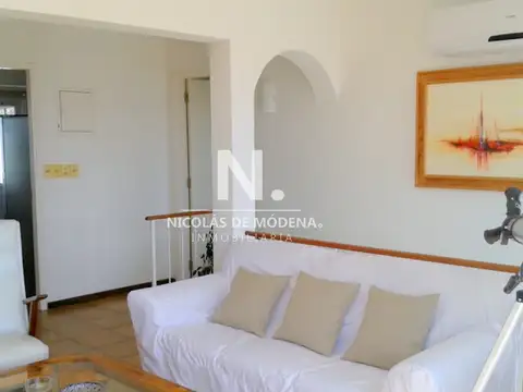 Departamento 5 ambientes con 4 baños