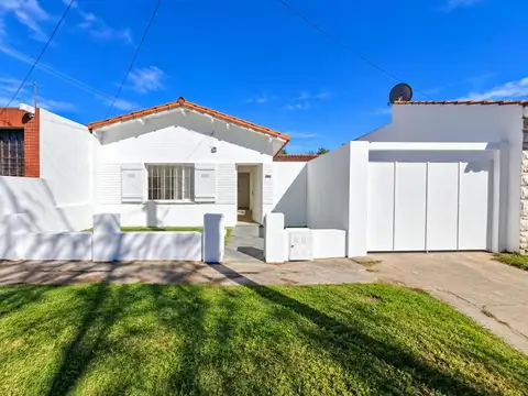 Casa 3 ambientes a la venta