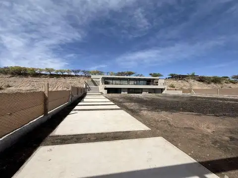 Casa en Venta en Juana Koslay, USD 275.000