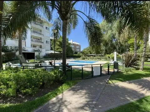 Departamento en venta 4 amb en Talar de Martinez parrilla