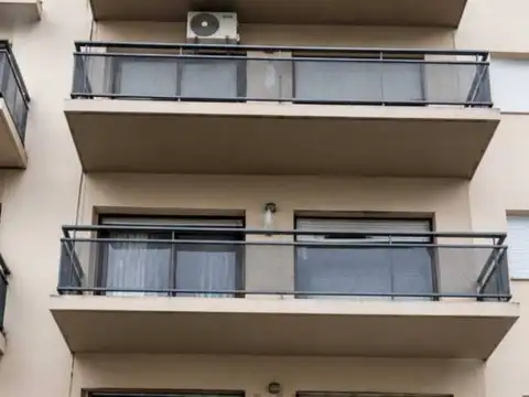 VENTA DEPARTAMENTO 4 AMBIENTES LUMINOSO LA PERLA