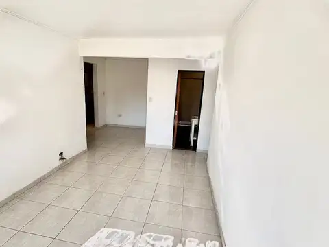 Depto Tipo Casa 4 ambientes con 1 baño