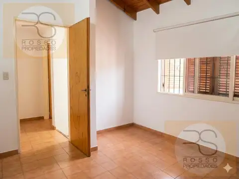 Depto Tipo Casa en Venta con 1 cocheras