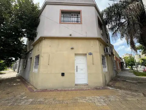 DEPARTAMENTO CON ENTRADA INDEPENDIENTE - PLANTA BAJA