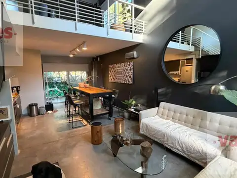 ALQUILER – Loft amoblado con cochera doble y asador en Las Condes, Valle Escondido