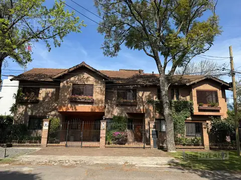 Casa con pileta en venta en la Horqueta, San Isidro