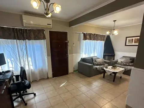 Alvear 2200, Piso PB