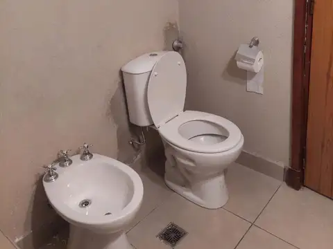 Casa en alqulier. SAN ISIDRO