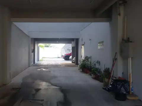 Venta de cochera en excelente ubicación V. Urquiza