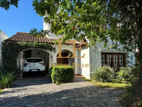Venta Casa en Aranjuez Country Club APTO CREDITO