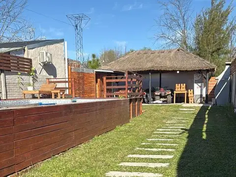 Casa en Venta con 1 cochera