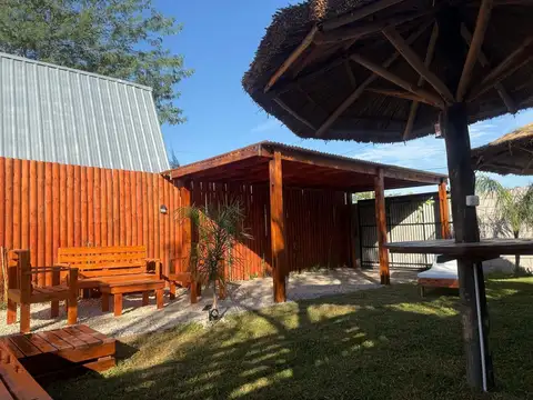 Hermosa quinta con escritura, parque y pileta, en Domselaar VENTA