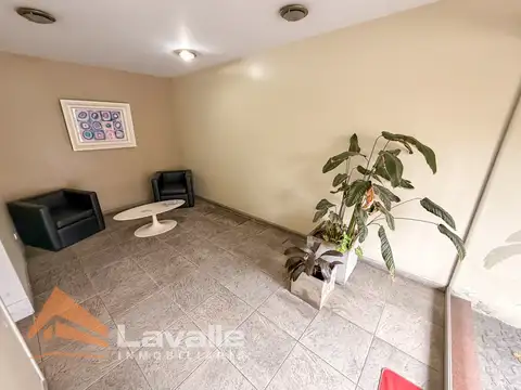 Solís 100, Piso 2