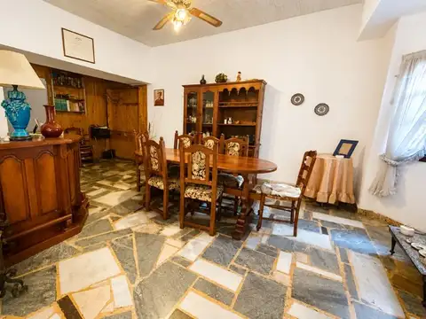 Casa en Venta en Villa Sarmiento, USD 180.000