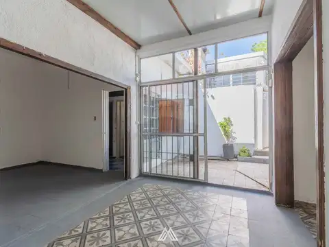 Venta dos casas en padrón único Buceo con renta