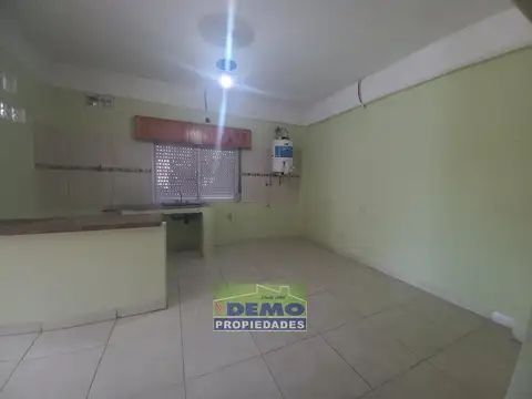 Departamento en Alquiler en Grand Bourg, $ 430.000