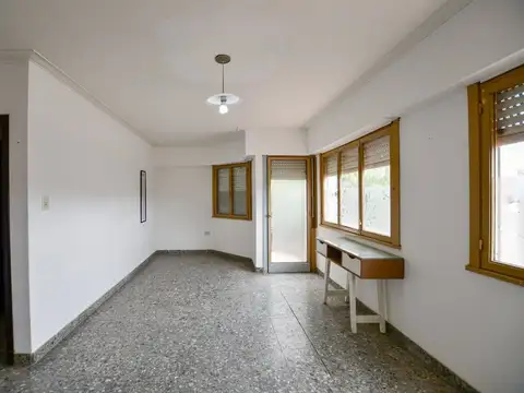 488 esquina Belgrano 4300
