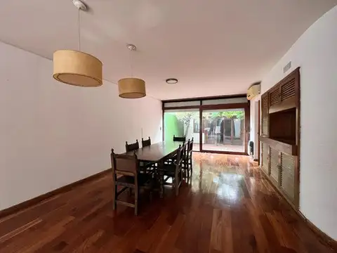 Casa en venta Calle 15 entre 43 y 44. La Plata