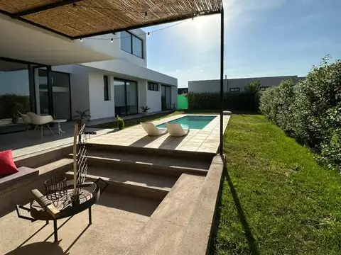 Casa en Venta 2 años