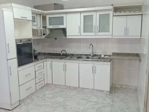 Casa en Alquiler de 3 dormitorios