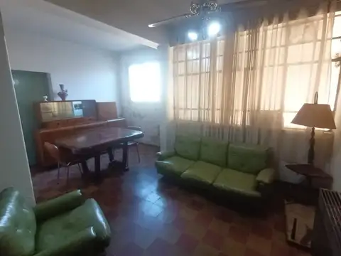 VENDO CASA EN ARISTÓBULO DEL VALLE 422 - SAN LU