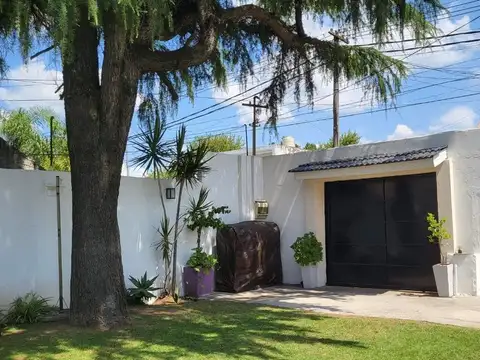 Casa Americana +Jardín Amplio 4 ambientes + 3 Hab.