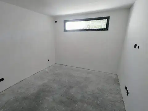 Depto Tipo Casa en Venta de 6 ambientes