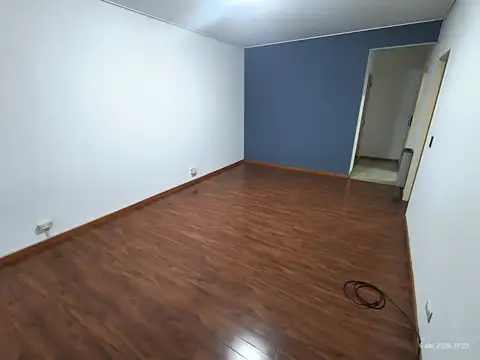 25 De Mayo 300, Piso 2