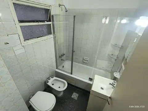 25 De Mayo 300, Piso 2