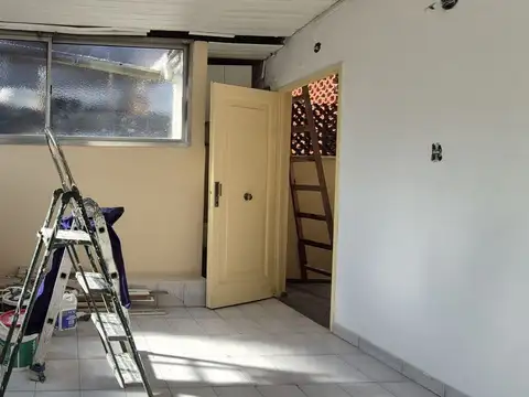 Depto Tipo Casa en Venta 40 años