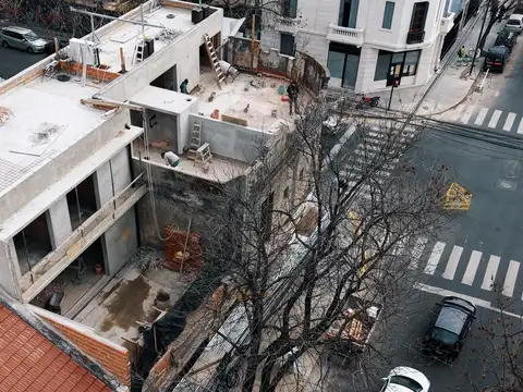 Depto Tipo Casa en Venta en Chacarita, USD 590.000