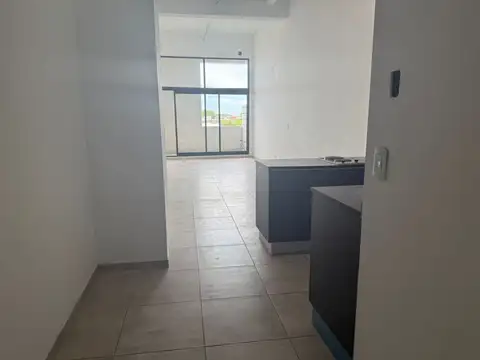 Zelarrayan 1600, Piso 4