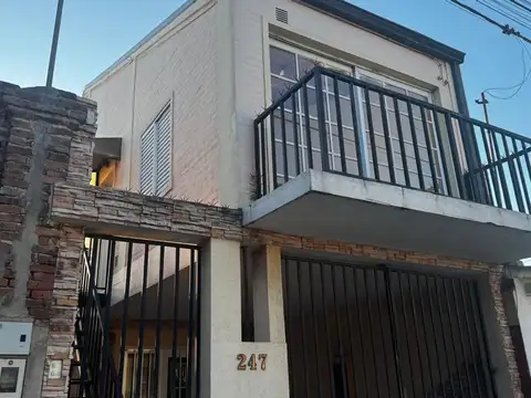 ALQUILER DEPARTAMENTO DUPLEX /SERVICIOS