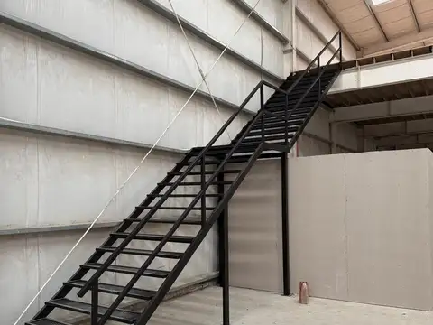 Galpon en Alquiler 1 año