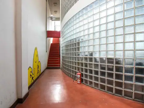 Oficina Monoambiente con 7 baños