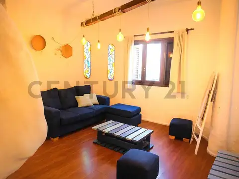 Casa 5 ambientes con 1 baño