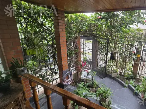 Depto Tipo Casa en Venta 45 años